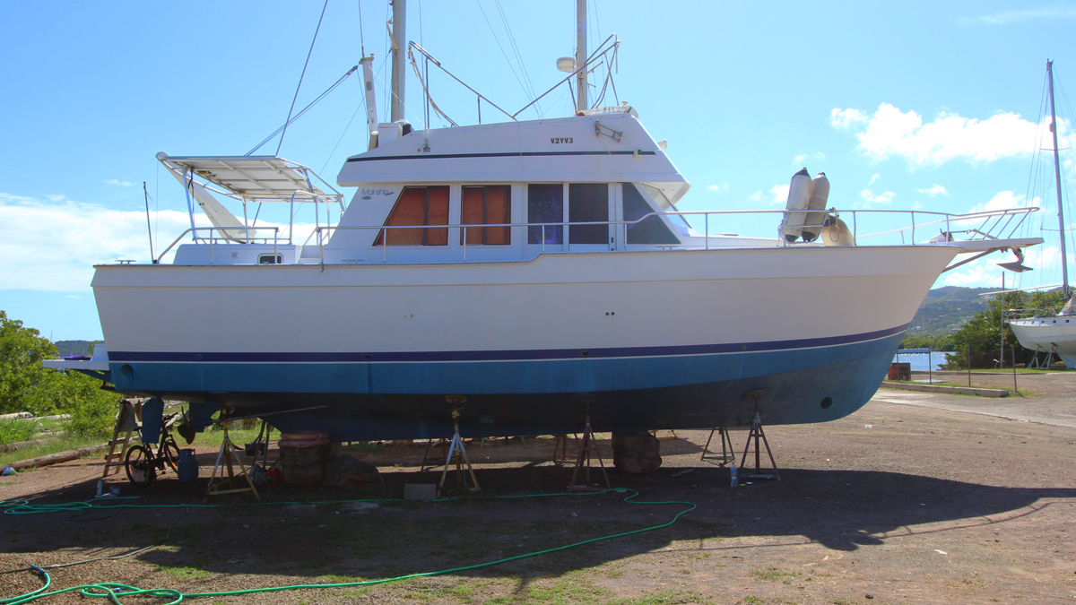 1999 Mainship 430 trawler - Say yes